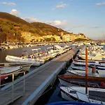 Petra Marina Apartamento *