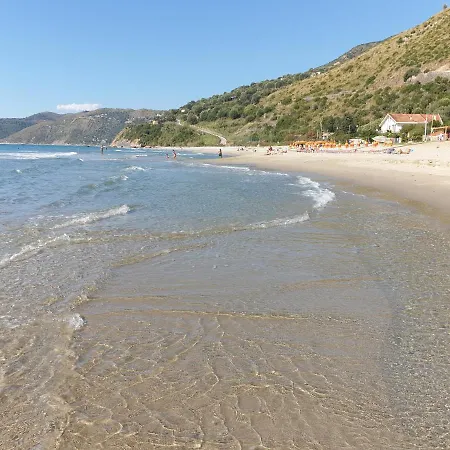 Petra Marina * Pisciotta