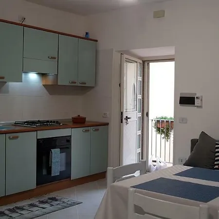 Petra Marina Apartment Pisciotta