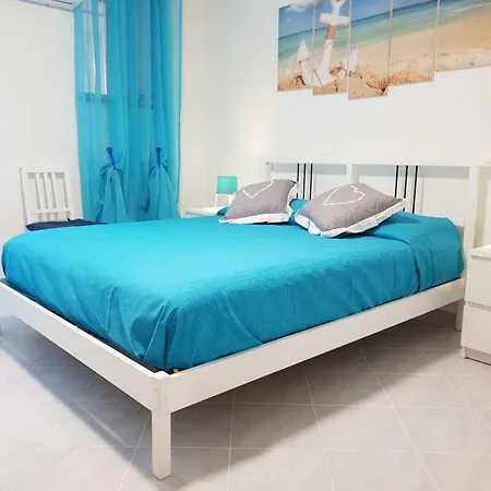 Petra Marina דירה *