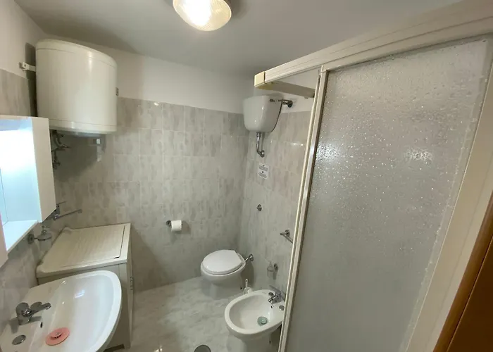 Petra Marina 公寓 *